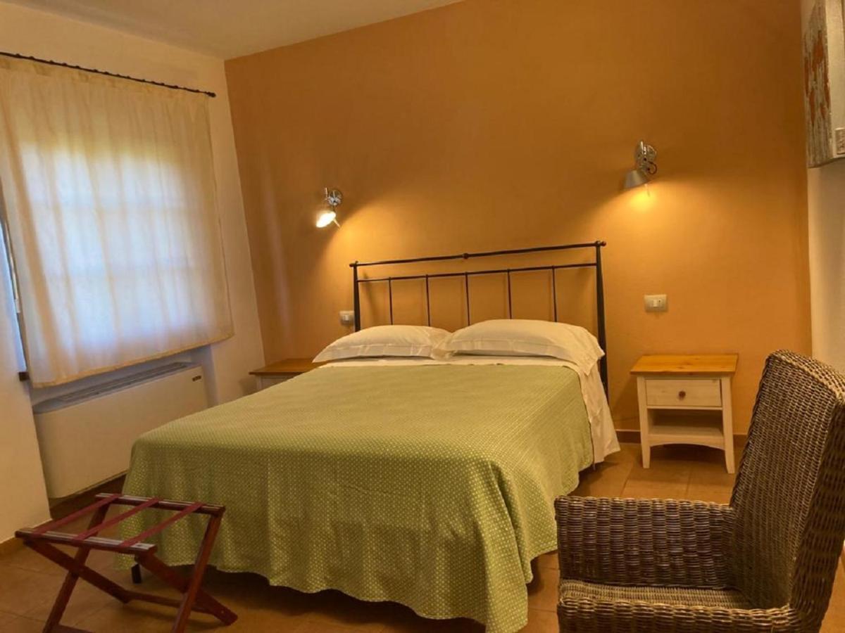 Bio Agriturismo Il Torrione ซาตูร์เนีย ภายนอก รูปภาพ